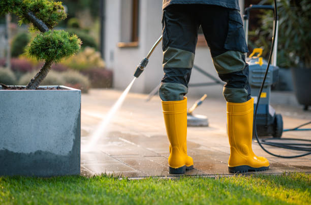 Why Choose Our Certified Pressure Washing Experts for Your Project Needs in Sundown, TX?